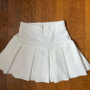NWT mini white skirt